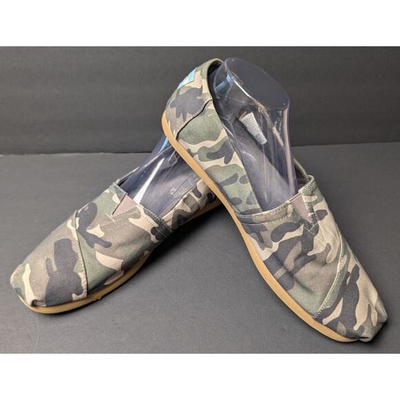 TOMS Slip On Camouflage Canvas Loafers MENS SIZE 13 Casual Comfy Lounge Shoes - Picture 4 of 8